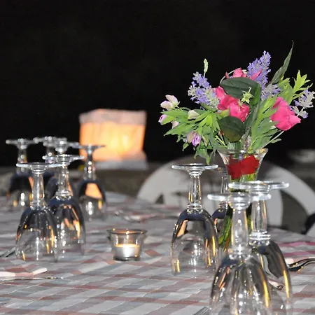 La Corte Bed & Breakfast Serramezzana