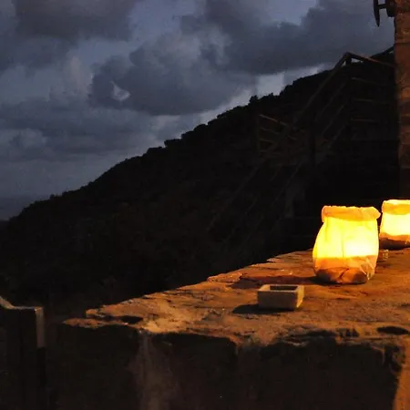 Locanda La Corte 3* Serramezzana